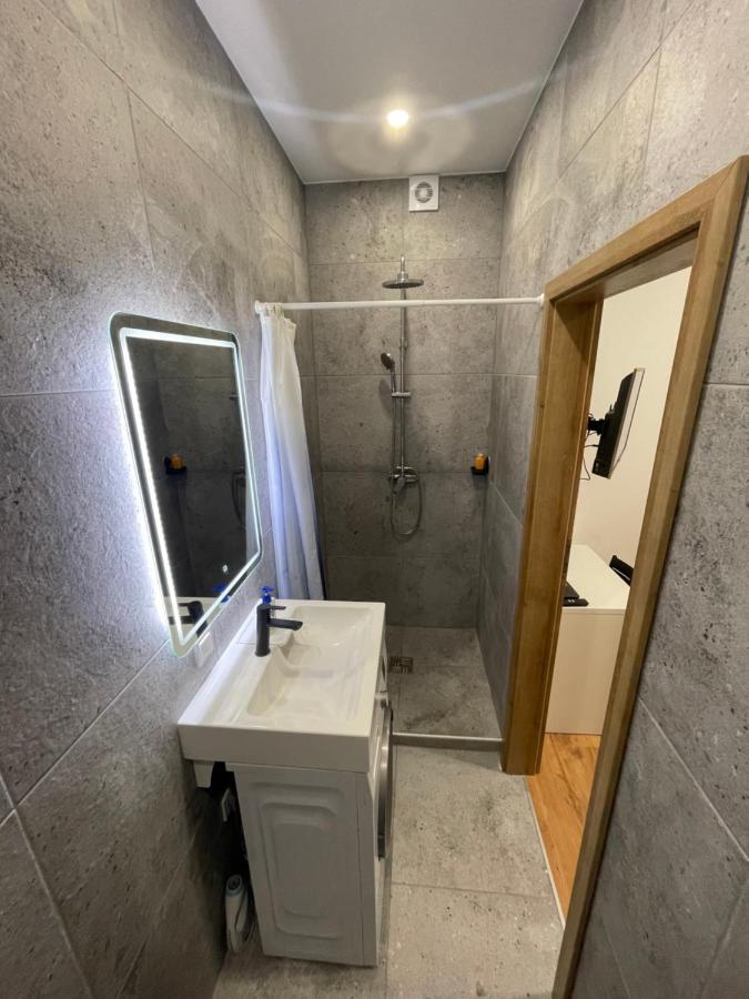 Airport Apartment 29 Self Check-In Free Parking VNO Buitenkant foto
